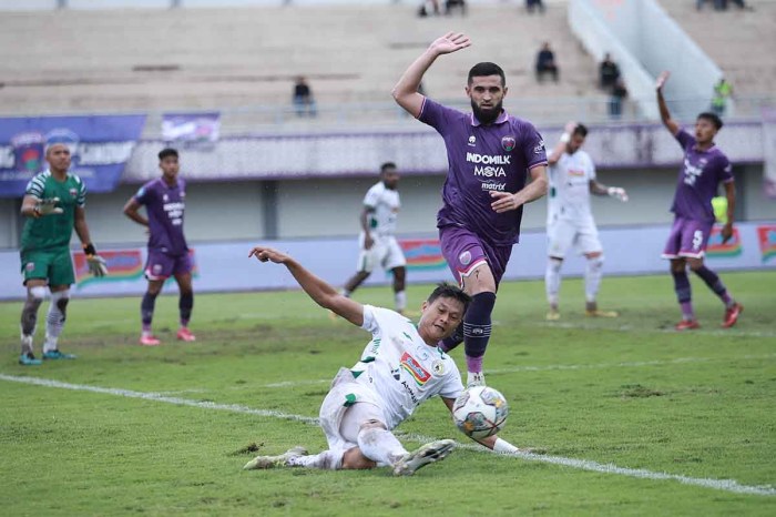 CHUTOGEL - PSS Sleman Vs Persita: Analisis Pertandingan 2-1